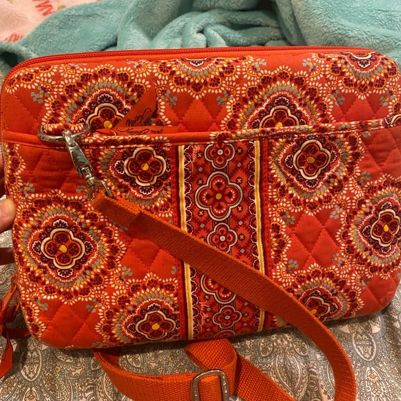 Vera Bradley small tech case - Picture 1 of 5